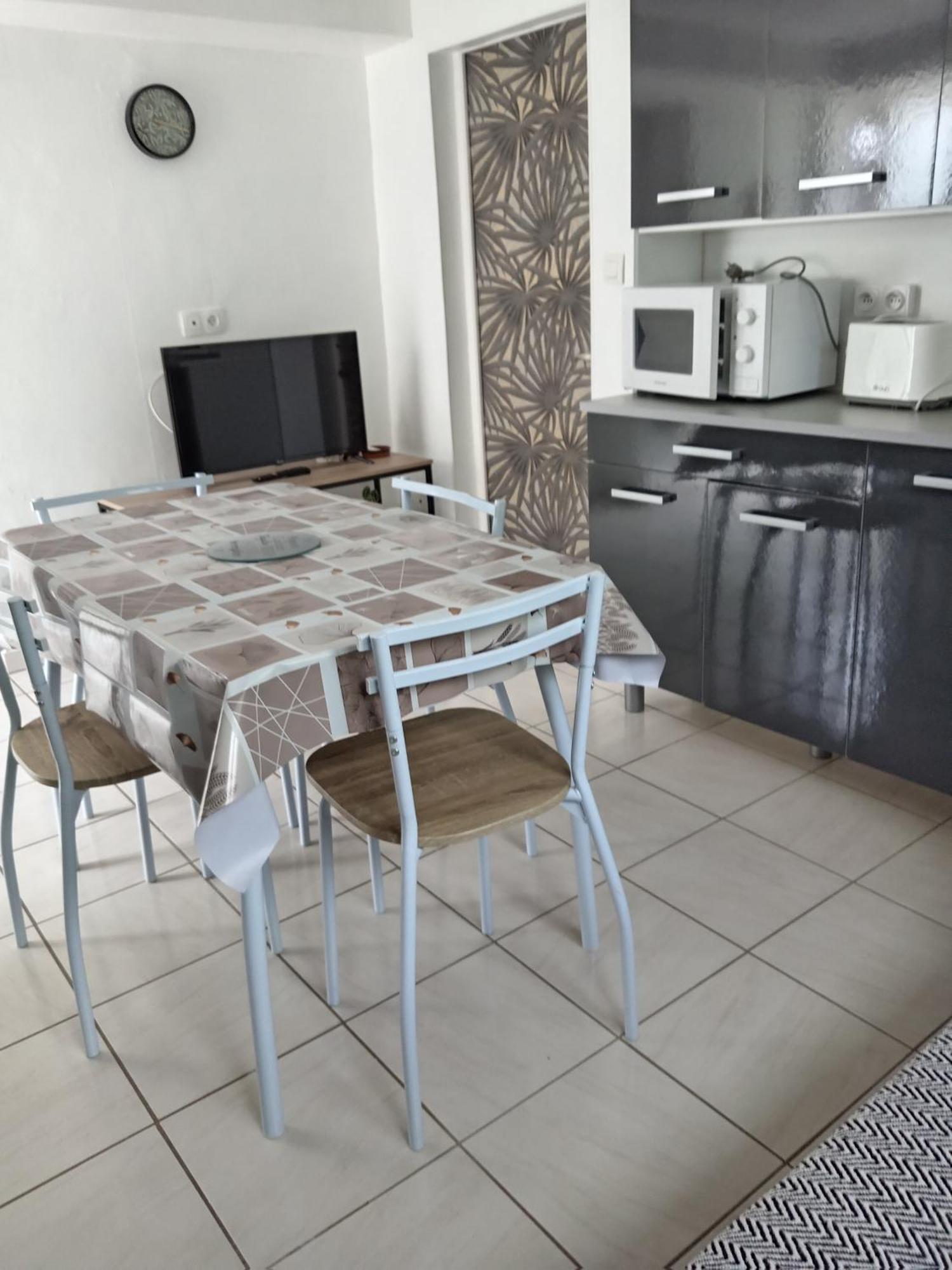 Location Saisonniere Cozes